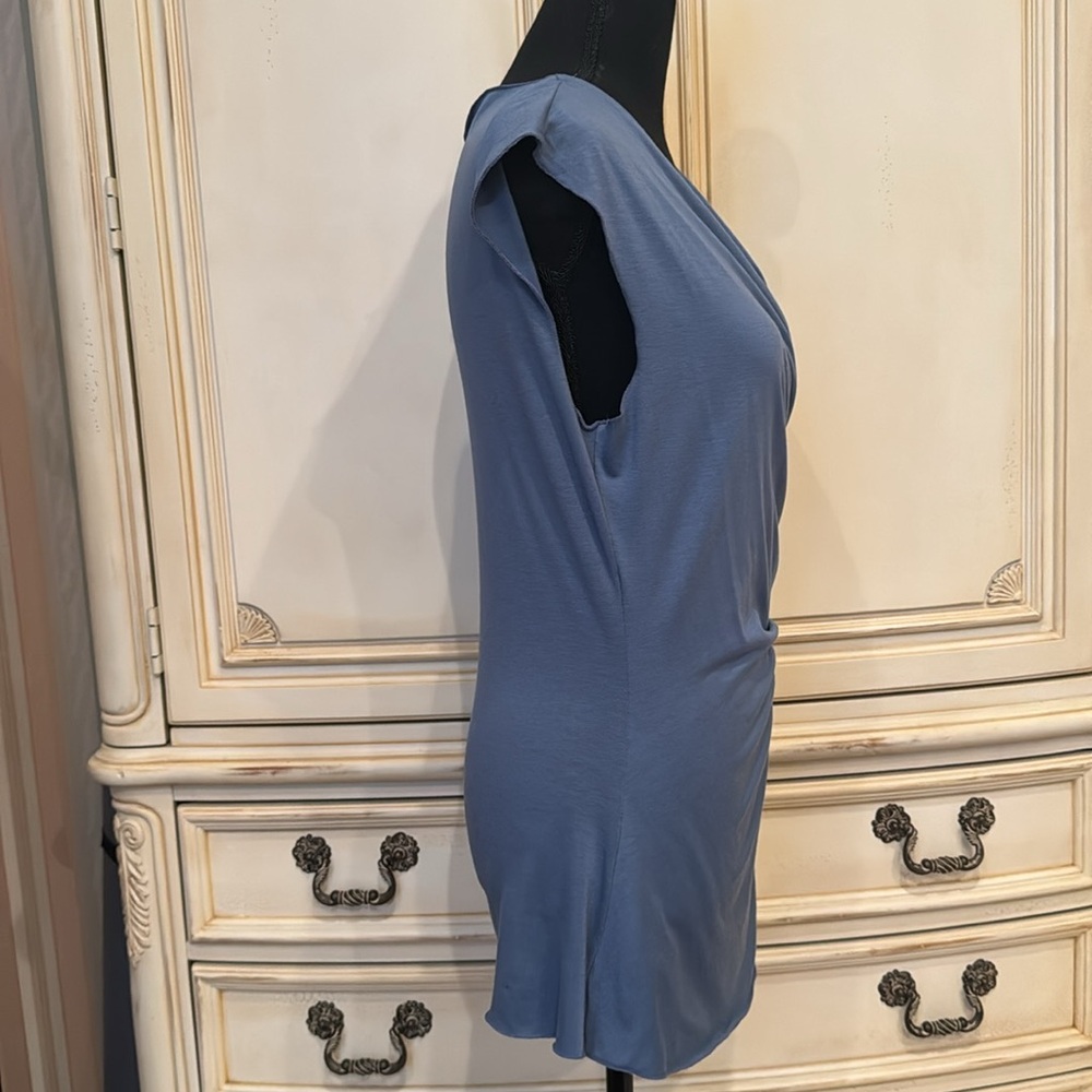 Blue gray blouse - Picture 5 of 6